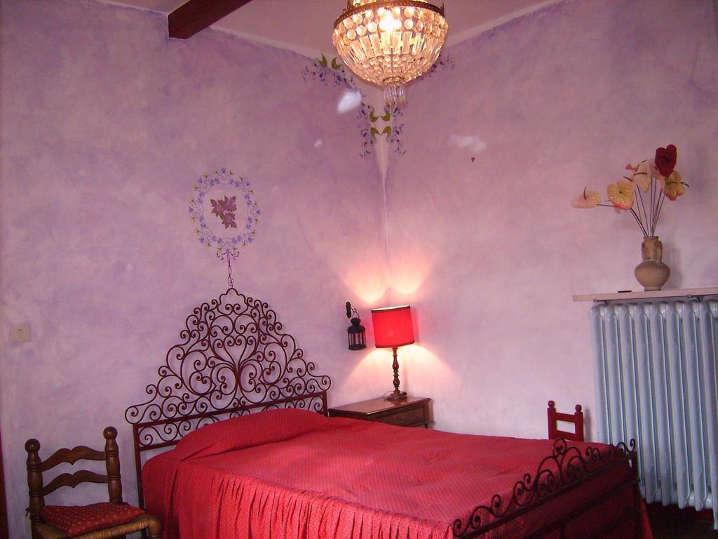 Charming Glicine And Azalea House Art And Colour With Lakeview Cadenabbia Pokój zdjęcie